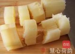银耳香梨甘蔗罗汉果蜂蜜茶的做法图解4