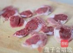蒜苗酸豇豆爆鸡杂的做法图解3
