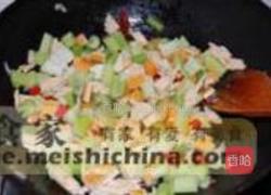 杂蔬芹菜的做法图解3