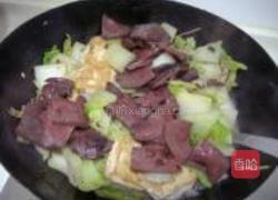 红白豆腐烩白菜的做法图解5