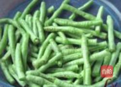 沙茶拌豇豆的做法图解2