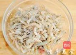 香酥小河虾的做法图解1