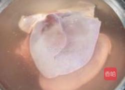 蒜汁猪肝的做法图解1