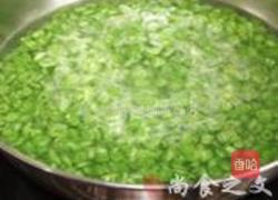 猪肉芸豆包子的做法图解5
