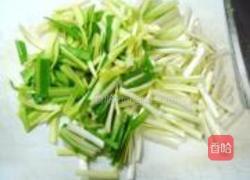 韭黄鸡蛋炒虾仁的做法图解3