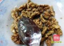 琥珀桃仁的做法图解4