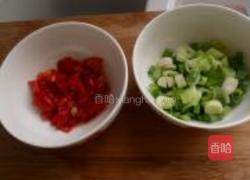 剁椒菜花的做法图解2
