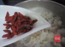 兰香子银耳莲子羹的做法图解4