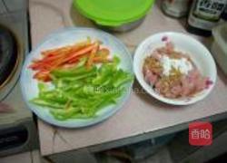 双椒肉丝的做法图解1