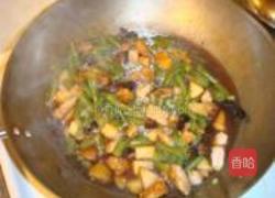 豆角笋丁肉饭的做法图解9