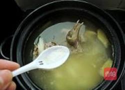 淮山枸杞乳鸽煲的做法图解7
