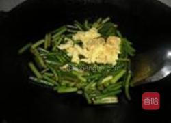 蒜苗炒蛋的做法图解6