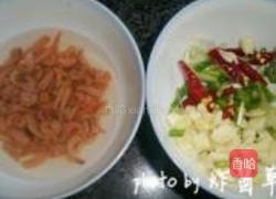 南瓜丝炒虾米的做法图解2