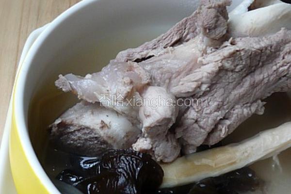 笋干大骨汤
