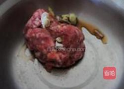 榄菜肉末炒四季豆的做法图解1