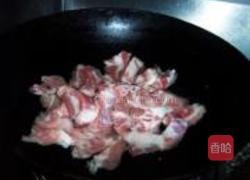 冬笋烧排骨的做法图解1