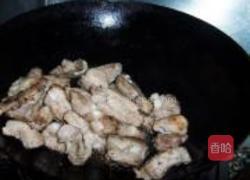 冬笋烧排骨的做法图解3