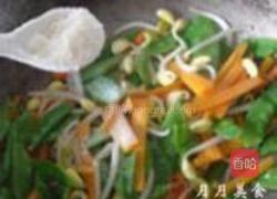 荷兰豆炒胡萝卜的做法图解7