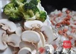西兰花蘑菇焗饭的做法图解3
