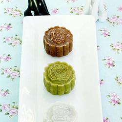 冰皮蔓越莓月饼的做法[图]