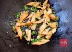 腐竹烧鲜蘑的做法图解3