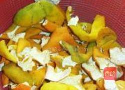 桔皮熏豆茶的做法图解1