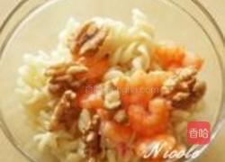 鲜虾桃仁螺丝粉的做法图解6