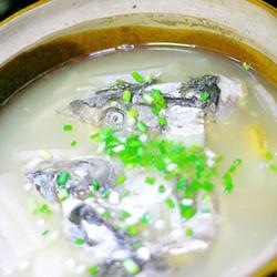 鱼头萝卜汤的做法[图]