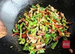 青椒炒护心肉的做法图解12