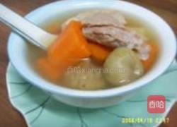 无花果红萝卜瘦肉汤的做法图解3