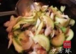 平菇炒鲜蔬的做法图解7
