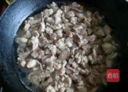 土豆烧牛肉的做法图解2