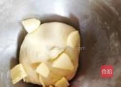 毛毛虫面包的做法图解1