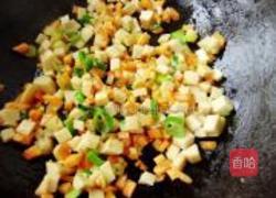 豇豆炒玉米粒的做法图解4