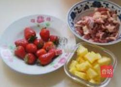 菠萝炒鸭肉粒的做法图解2