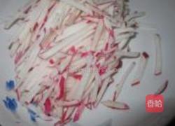 水萝卜炒腊肠的做法图解2