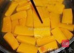 椰蓉奶油南瓜羹的做法图解2