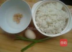 干贝蛋炒饭的做法图解1
