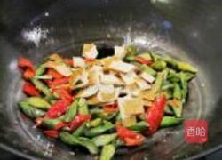豆干炒绿茄子的做法图解6