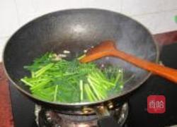 牛肉炒韭苔的做法图解8