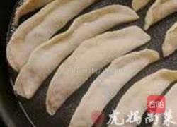 牛肉锅贴的做法图解13