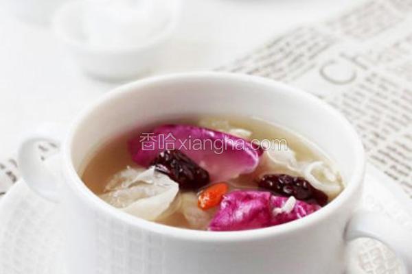 玫瑰醪糟银耳羹