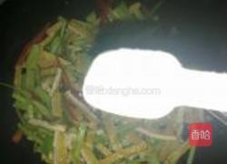 芹菜炒香干的做法图解6
