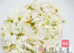 香煎槐花饼的做法图解4