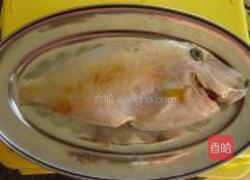豉汁蒸剥皮鱼的做法图解1