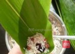 红豆花生蜜枣粽的做法图解4
