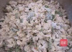 蒸槐花的做法图解3