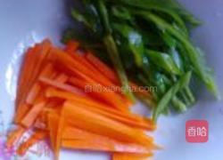 玉米笋炒猪心的做法图解4