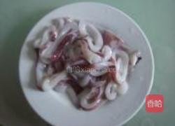 扁豆炒双鲜的做法图解3