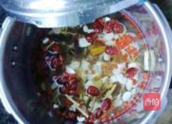 六味煲鸡汤的做法图解3